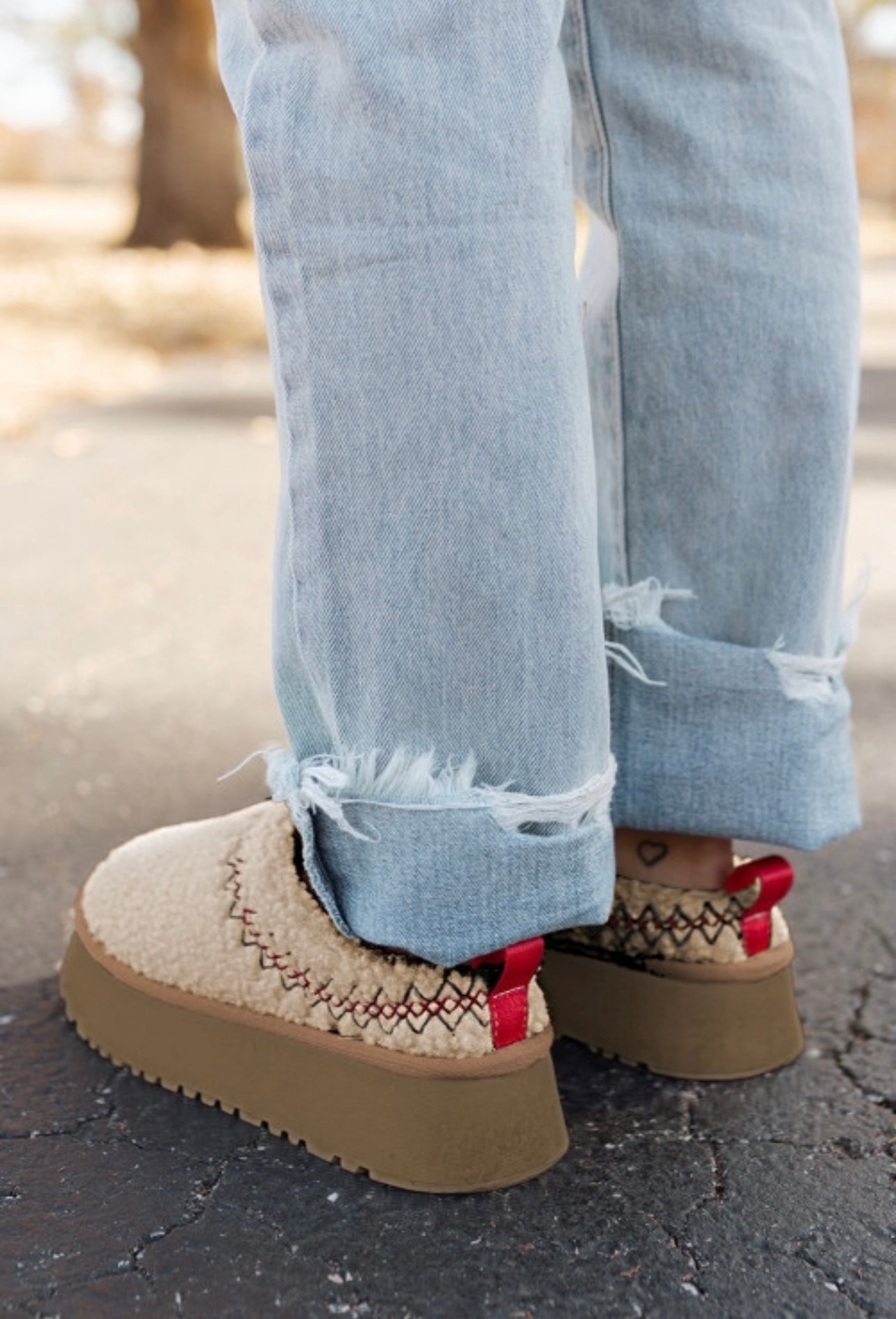 Cream Sherpa Slides